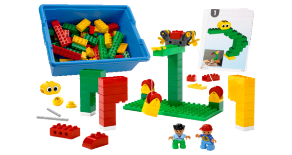  .  LEGO DUPLO