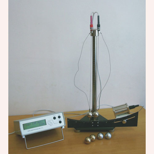 Установка лабораторная "Соударение шаров"