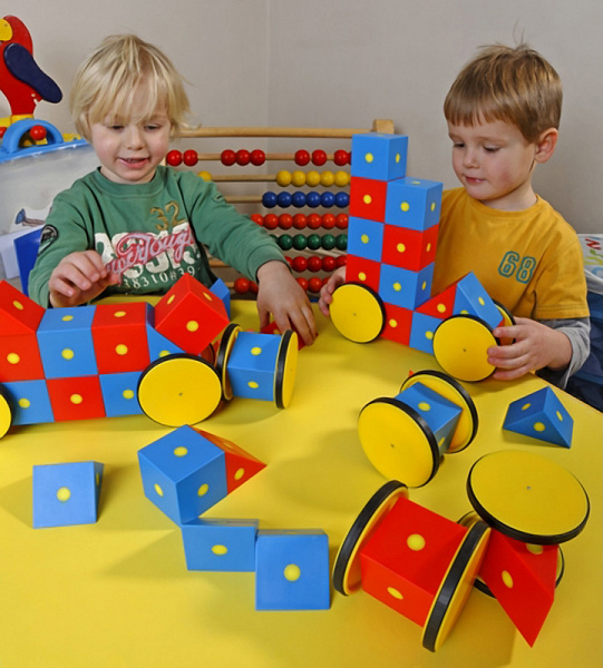 Конструктор Полидрон Магнитные блоки 3D 4-6 лет